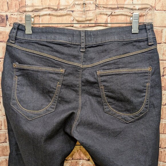 Bullhead Distressed Skinny Jeans Size 5 - Picture 10 of 16